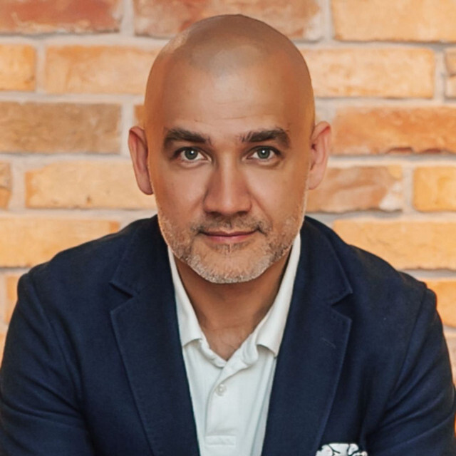 bss-bez-tajemnic W ruchu słucham podcastów